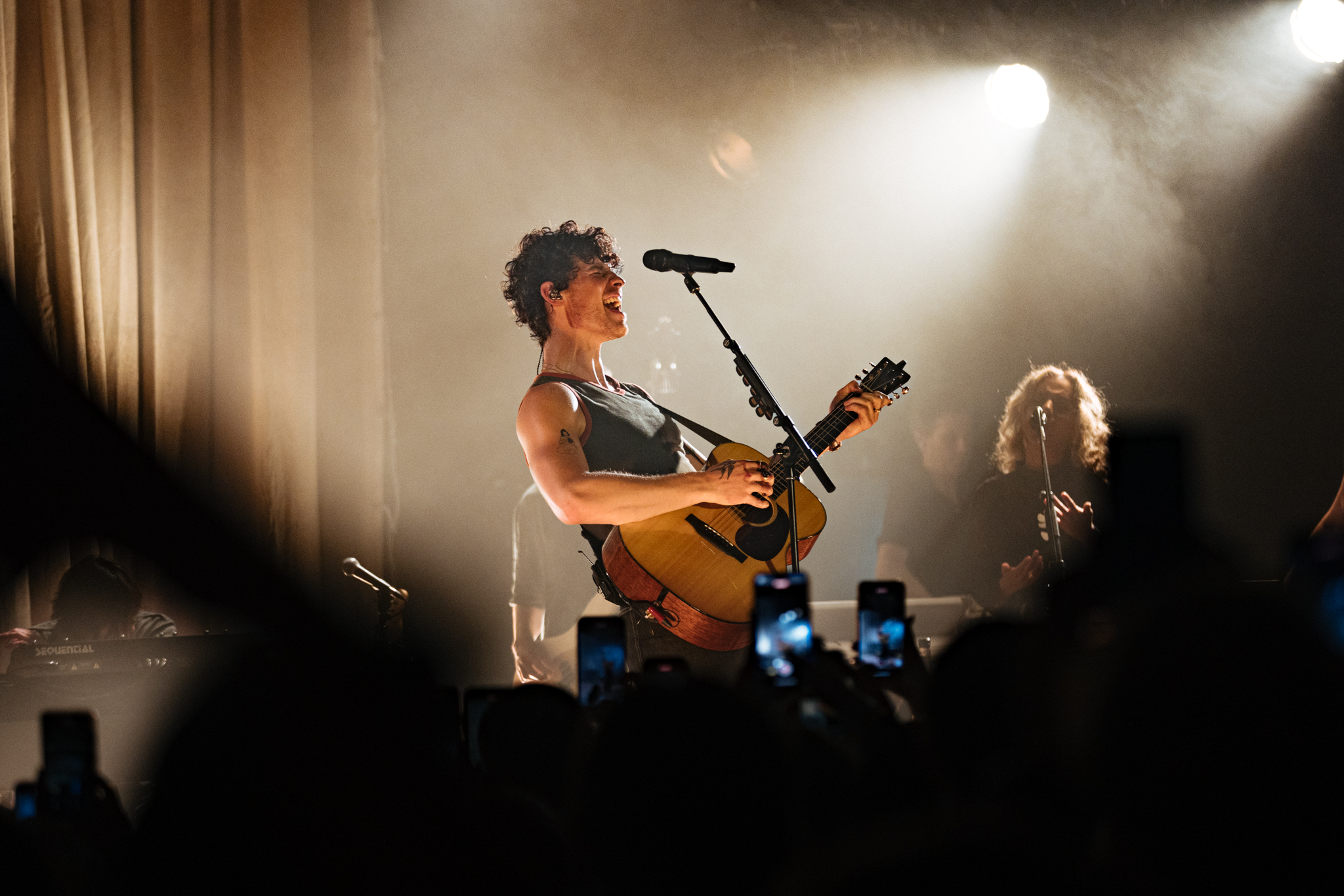 Shawn Mendes: For Friends & Family Only (A Live Concert Film)